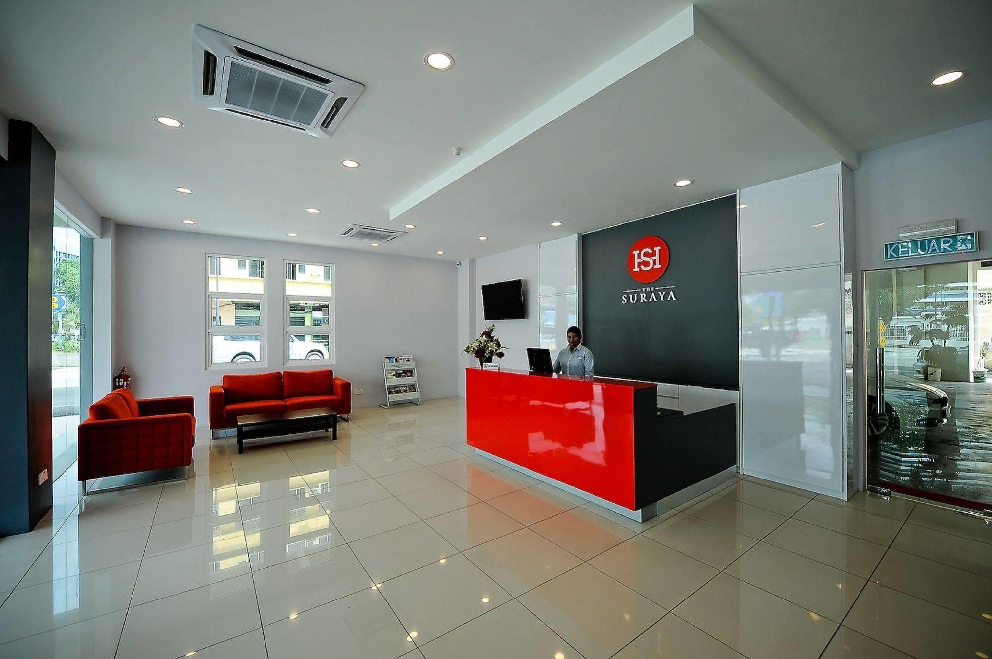 Oyo 232 The Suraya Hotel Kuantan Exterior photo