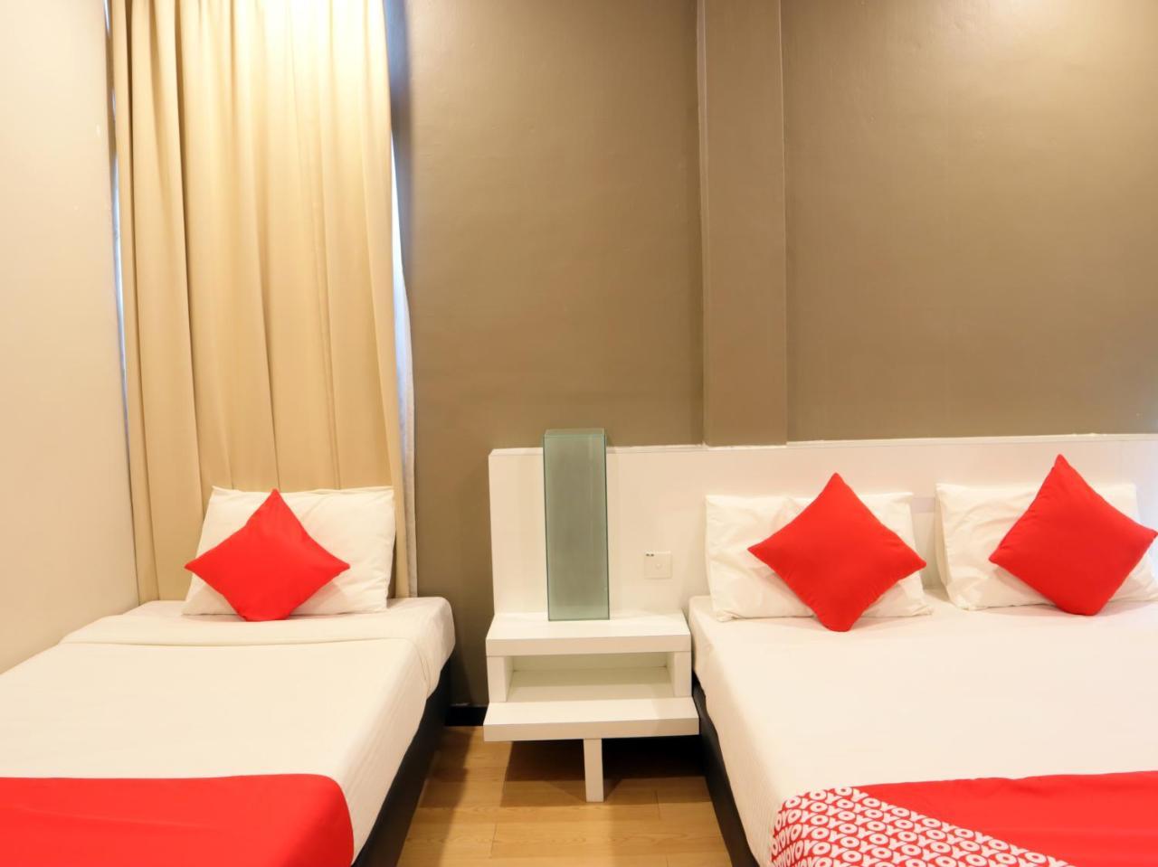Oyo 232 The Suraya Hotel Kuantan Exterior photo