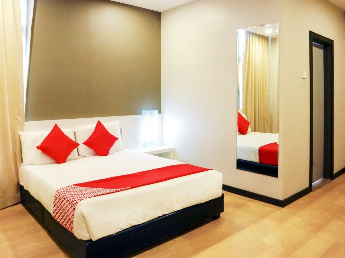 Oyo 232 The Suraya Hotel Kuantan Exterior photo