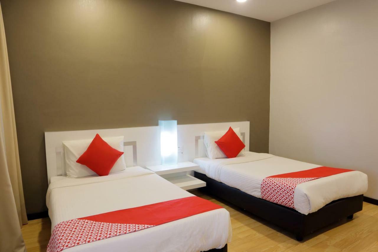 Oyo 232 The Suraya Hotel Kuantan Exterior photo